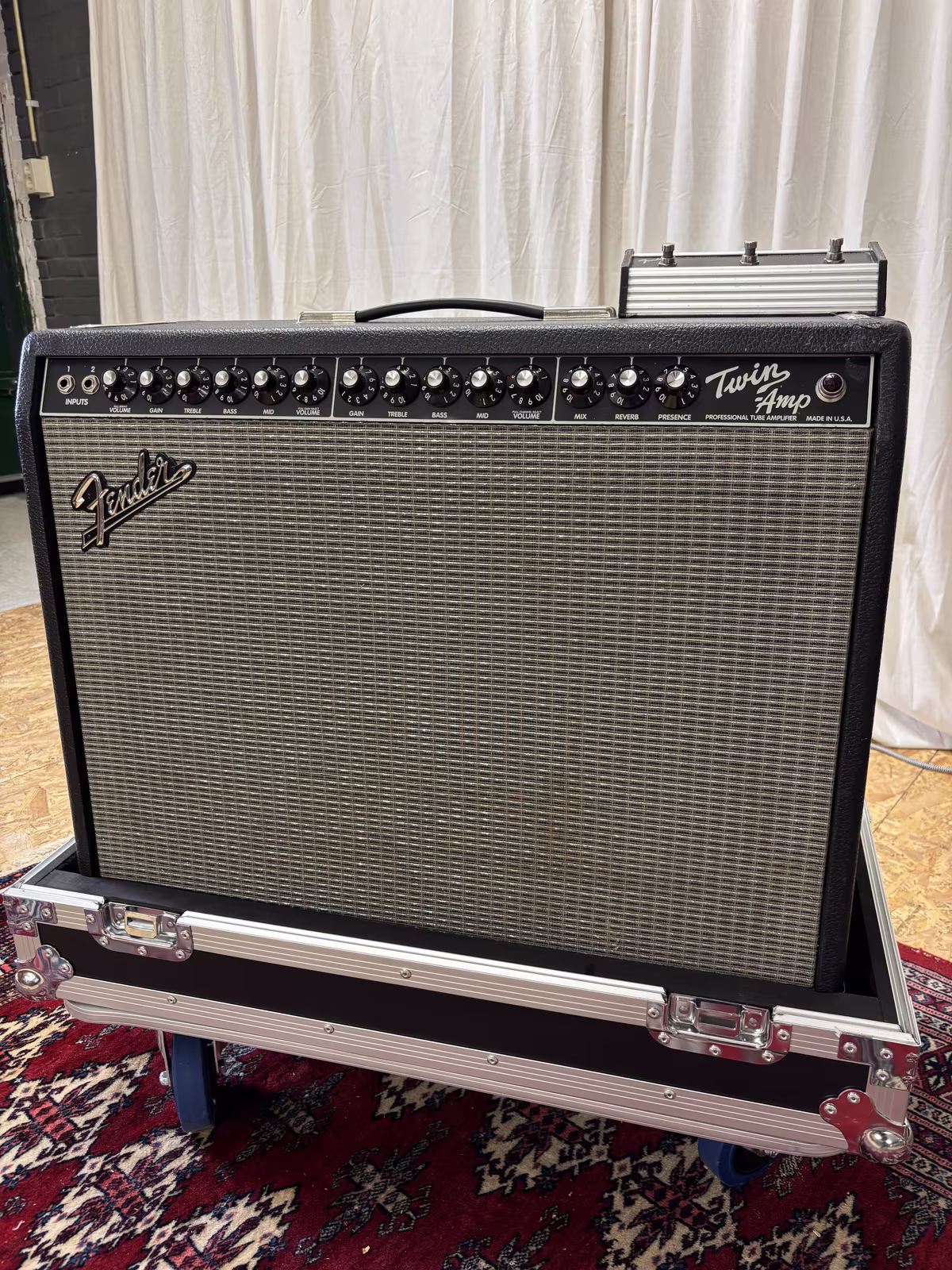 Fender Twin Amp - 25W/100W Switchable