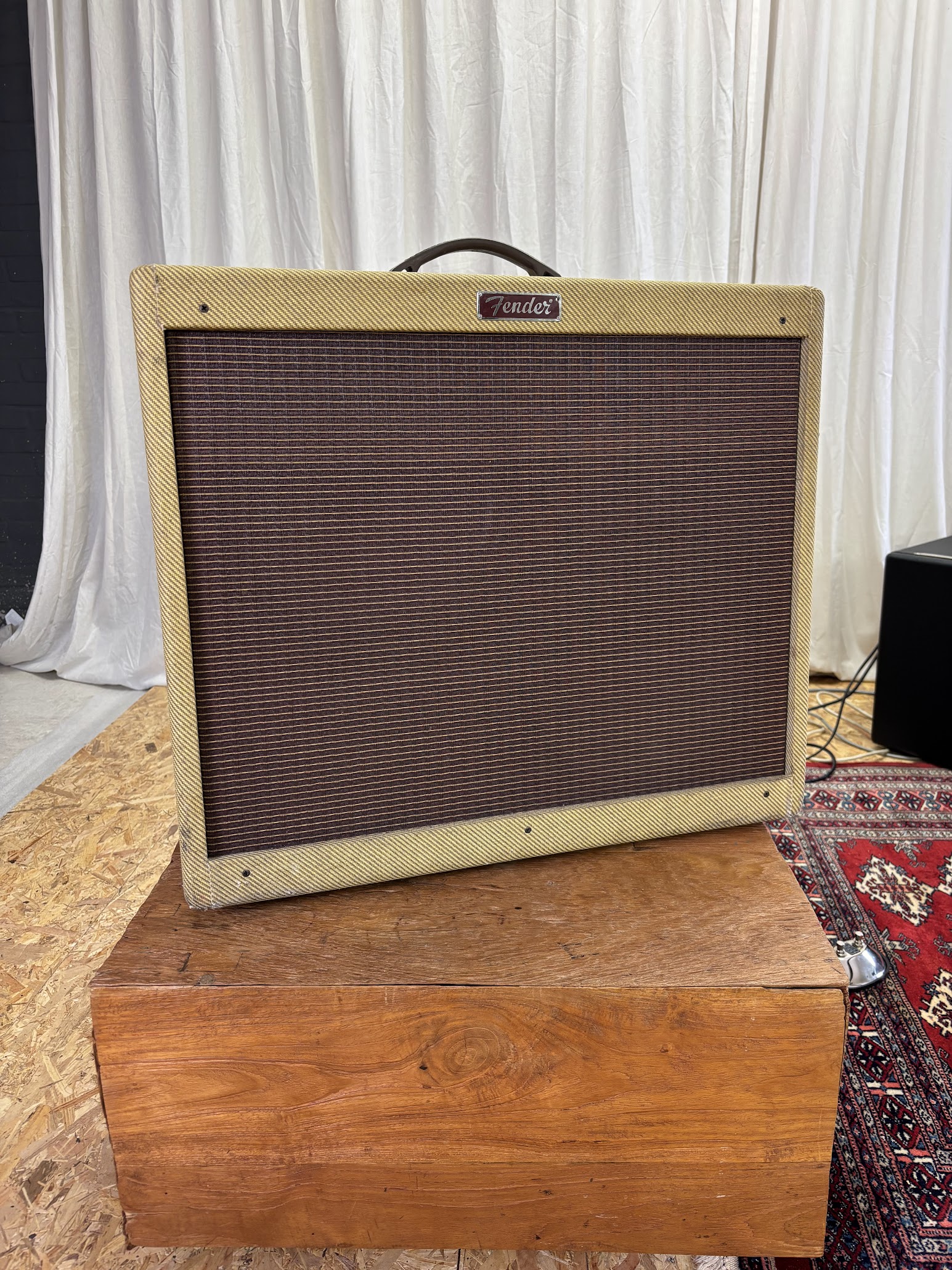 Fender Blues DeVille 212 - 6