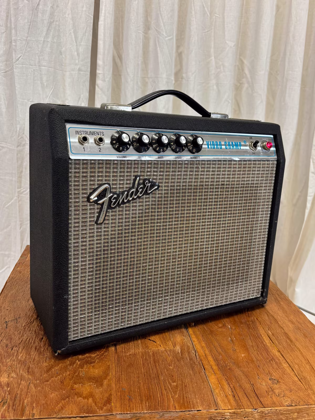 Fender Vibro Champ - 5